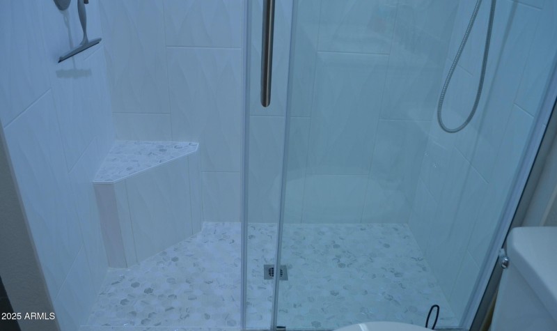 Listing_Primary_Showereaa5