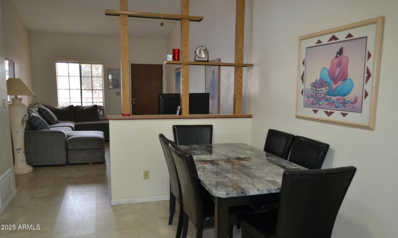 Listing_Diningrm1-0eb4