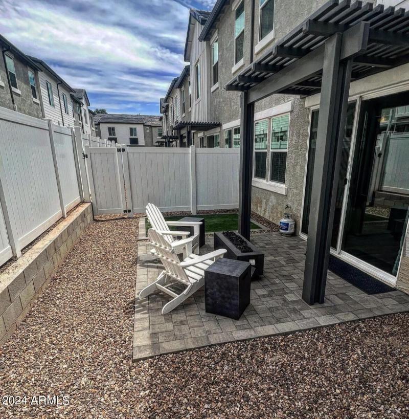 62A824F1-F900-4A7E-BD1D-19F1605F7CC7