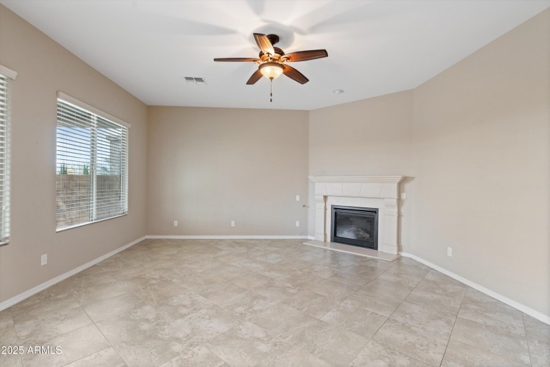 08-Family Room