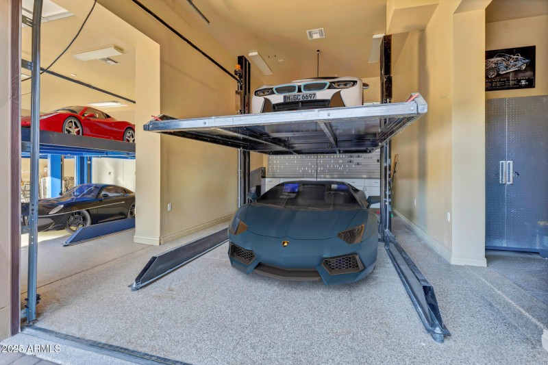 2 Car Garage