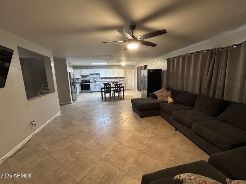 Living/Kitchen