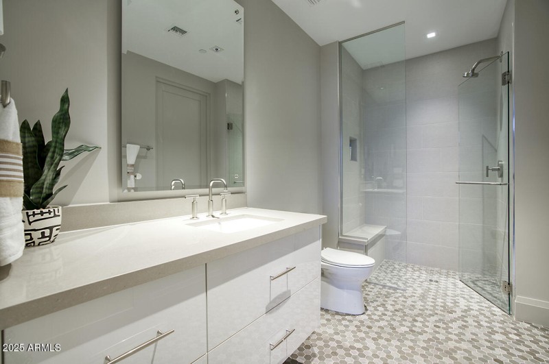Secondary Bath