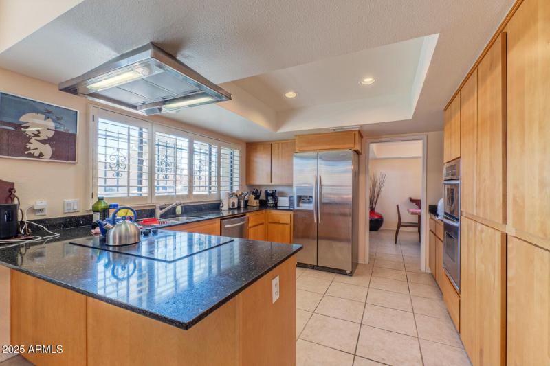 9403 breakfast bar kitchen