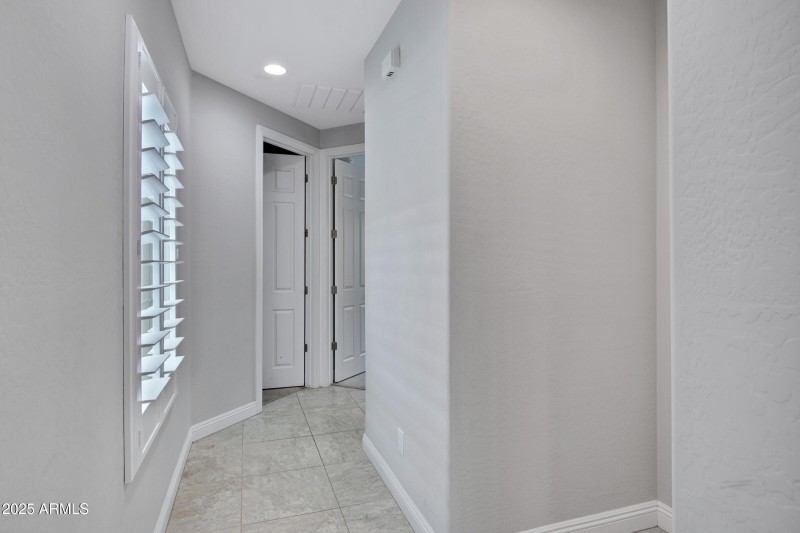 Hall to Bedrooms