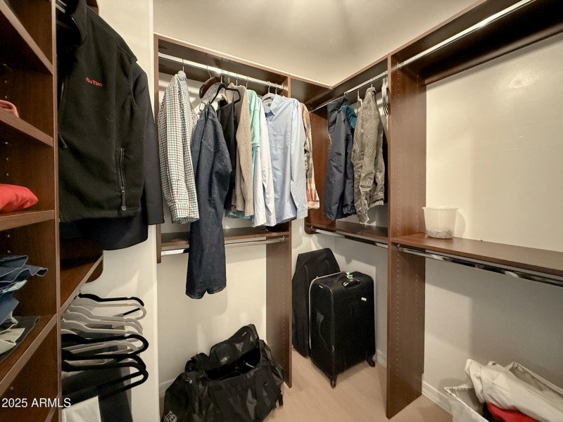 27 - Master 2nd Closet 2