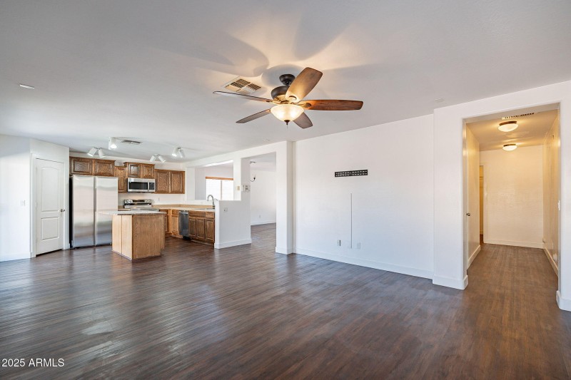 9-web-or-mls-Central-9