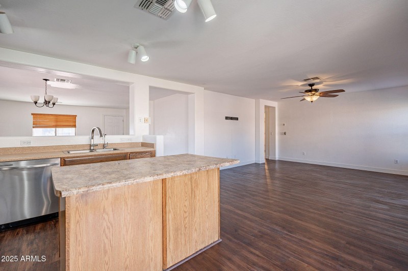 14-web-or-mls-Central-14