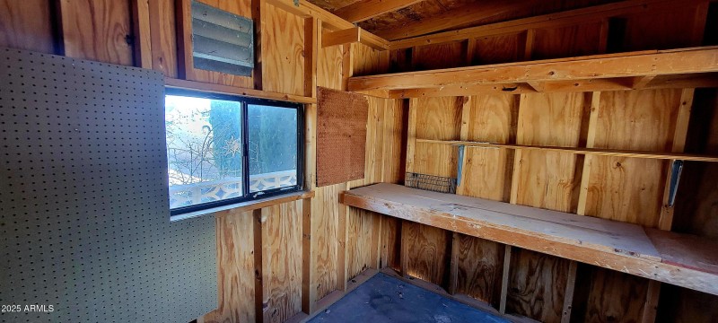 1002 East Mescal Drive