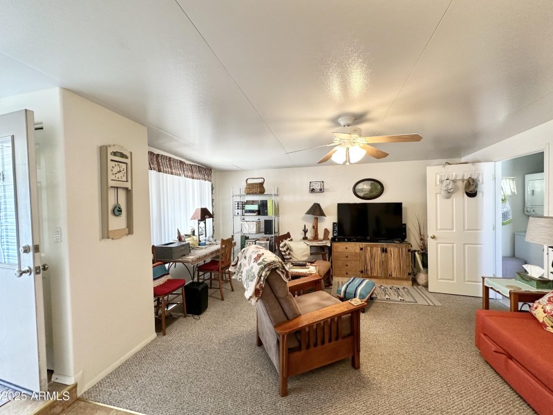 WELCOME TO THE AZ ROOM