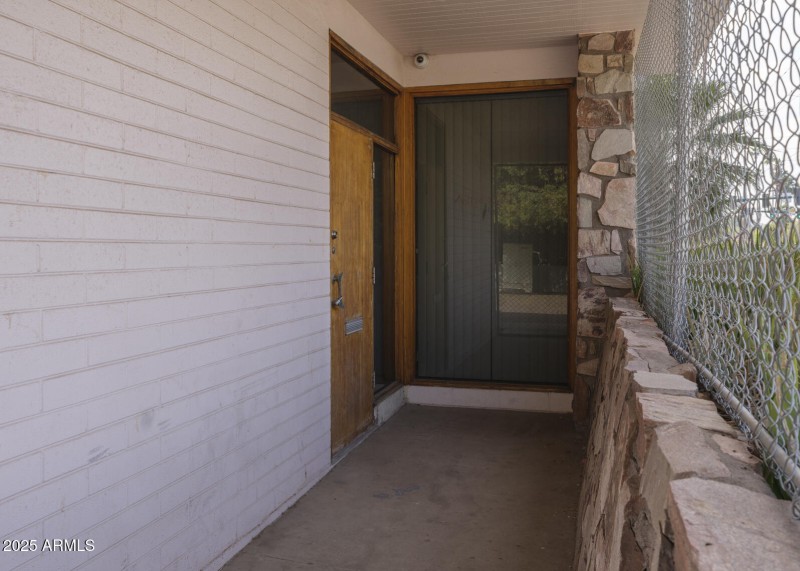 2619 N 3rd Street, Phx 85004