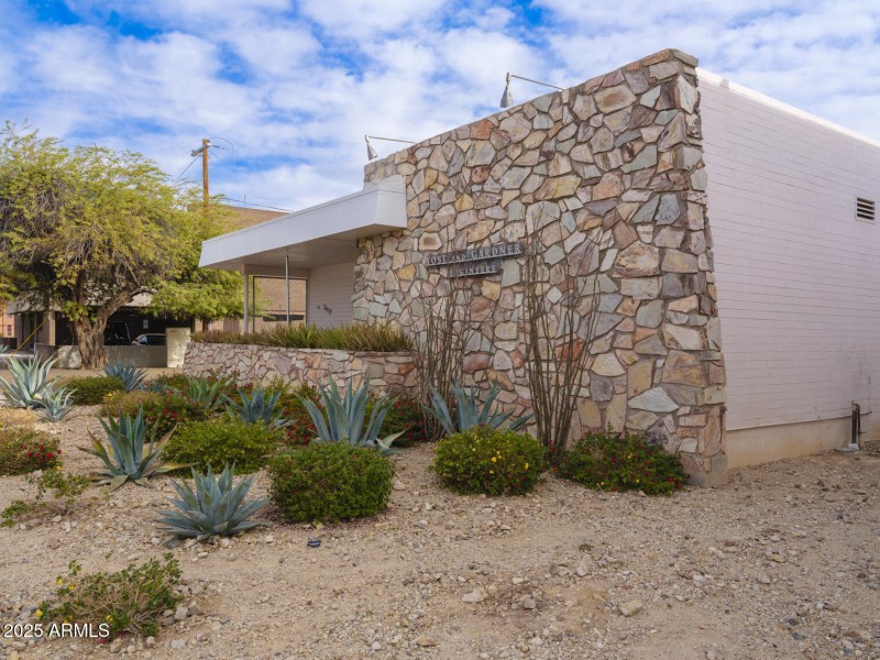 2619 N 3rd Street, Phx 85004