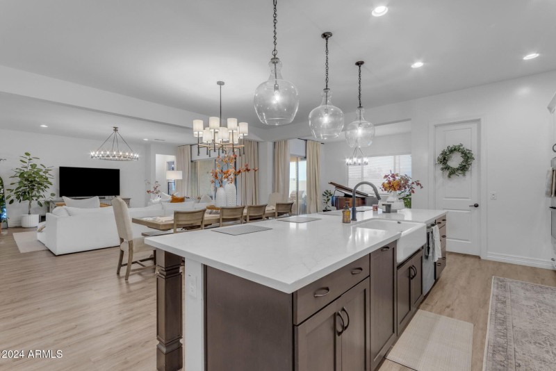 022_34-web-or-mls-34_163_a4m_sg_160