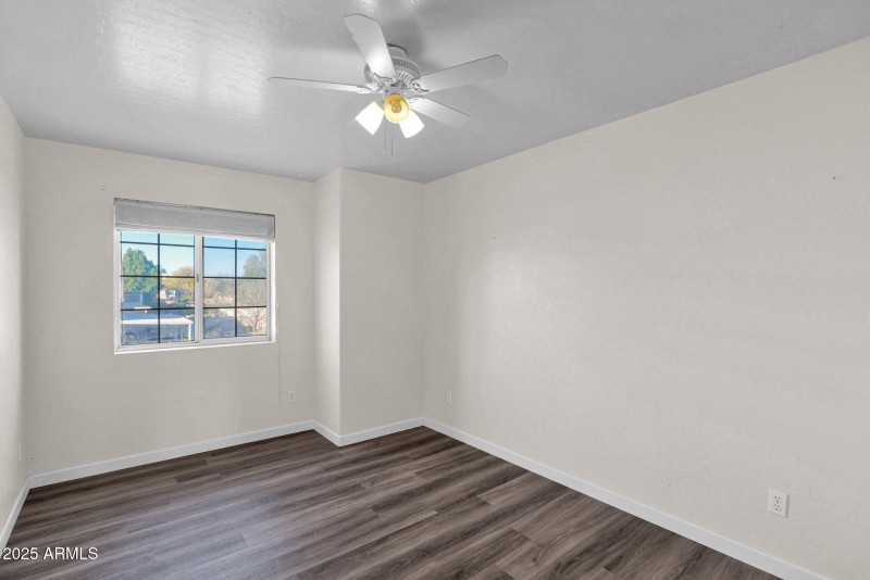 659 Dodge - 25Second Bedroom