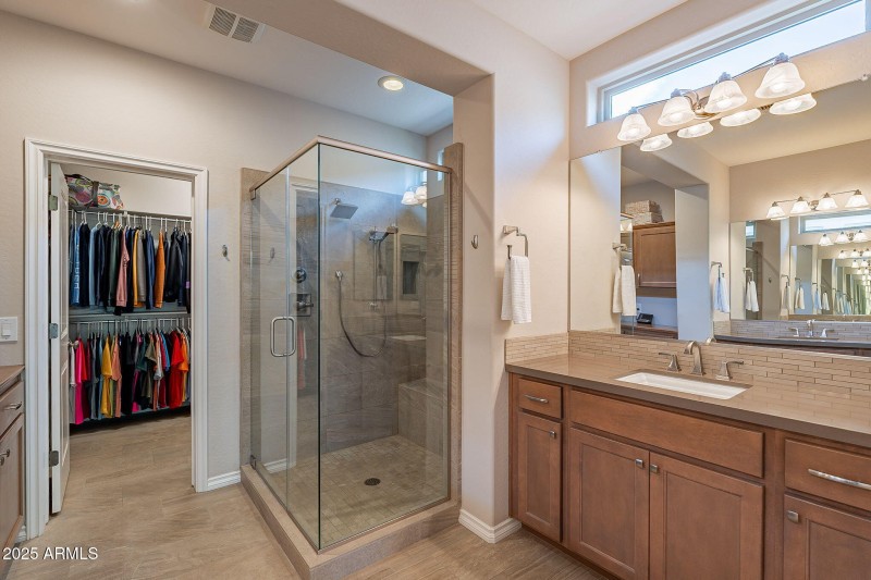 Primary shower
