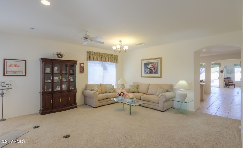 Living Rm N