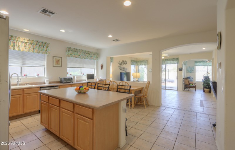 Kitchen N