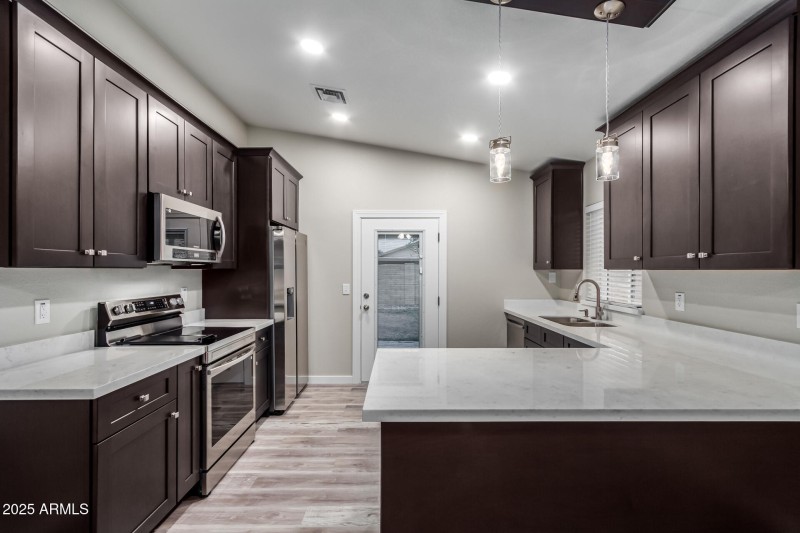 Modern Kitchen with Ample Storage