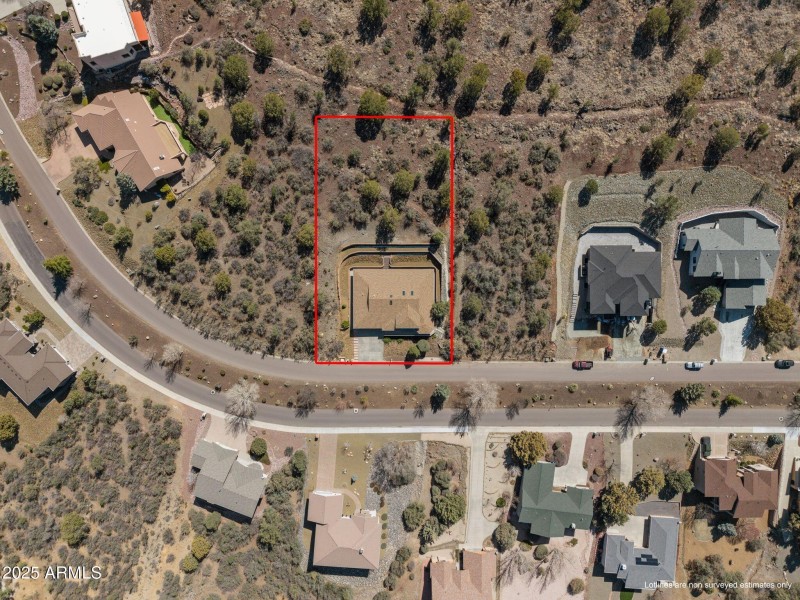 Aerial w/ Lot Lines