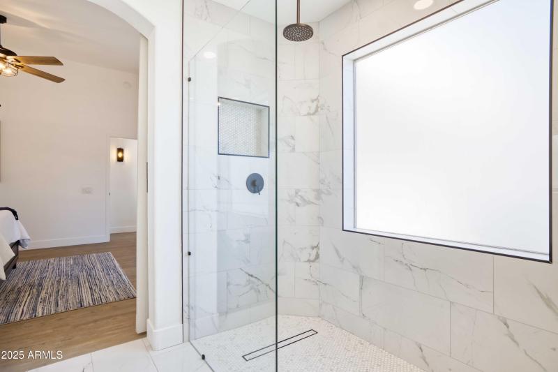 250 W Juniper Ave, Gilbert - 120612