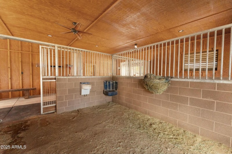 Stalls with Auto Waters