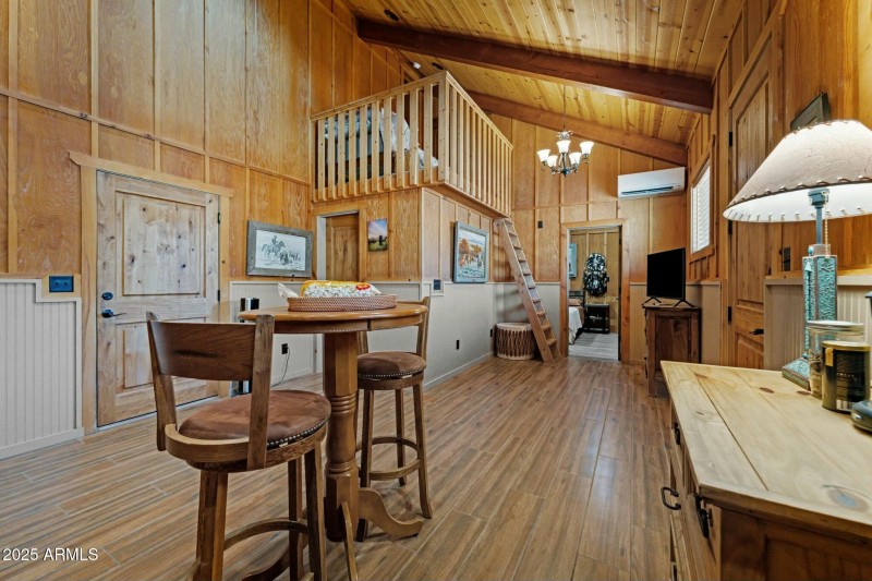 Bunkhouse Living area