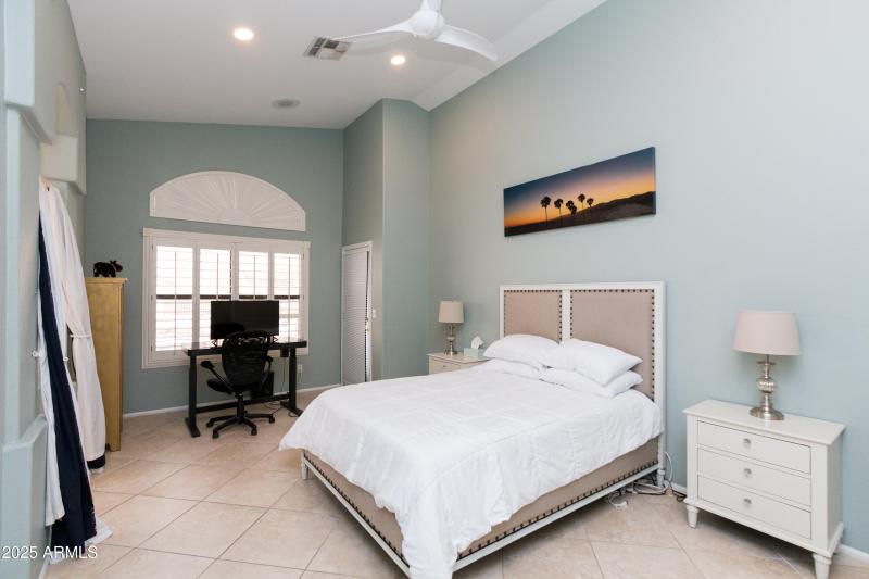 Kathleen-16417 S 2nd Pl-12