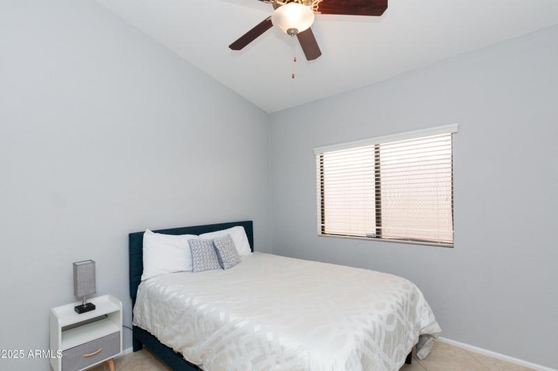 Kathleen-16417 S 2nd Pl-18