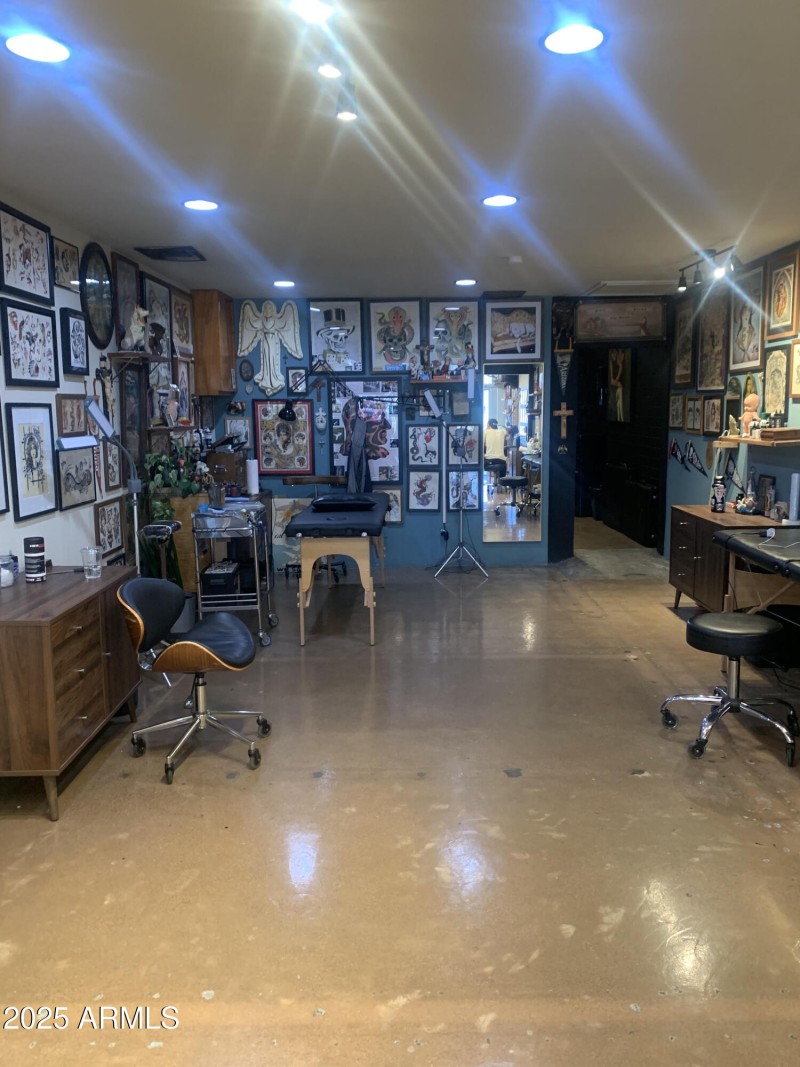 Inside 3