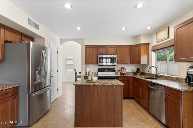 10-Kitchen