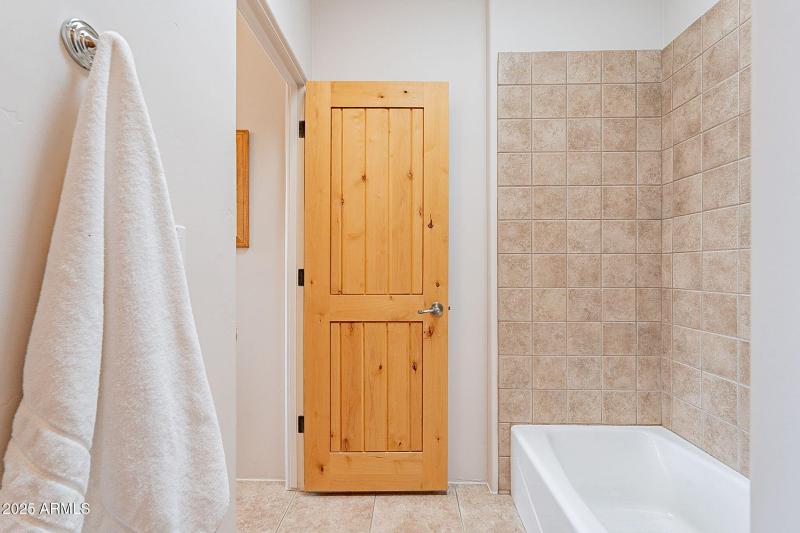 Access to third bedroom