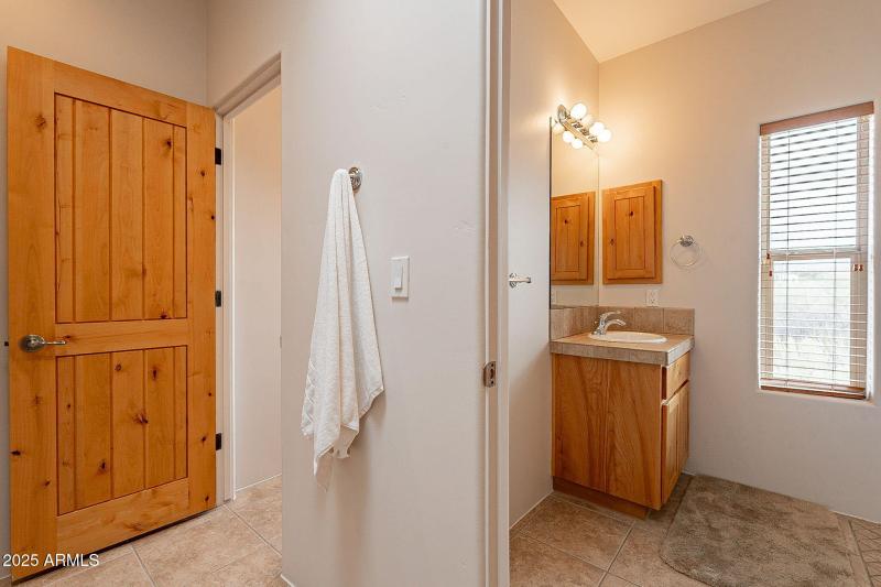 Third bedroom private sink