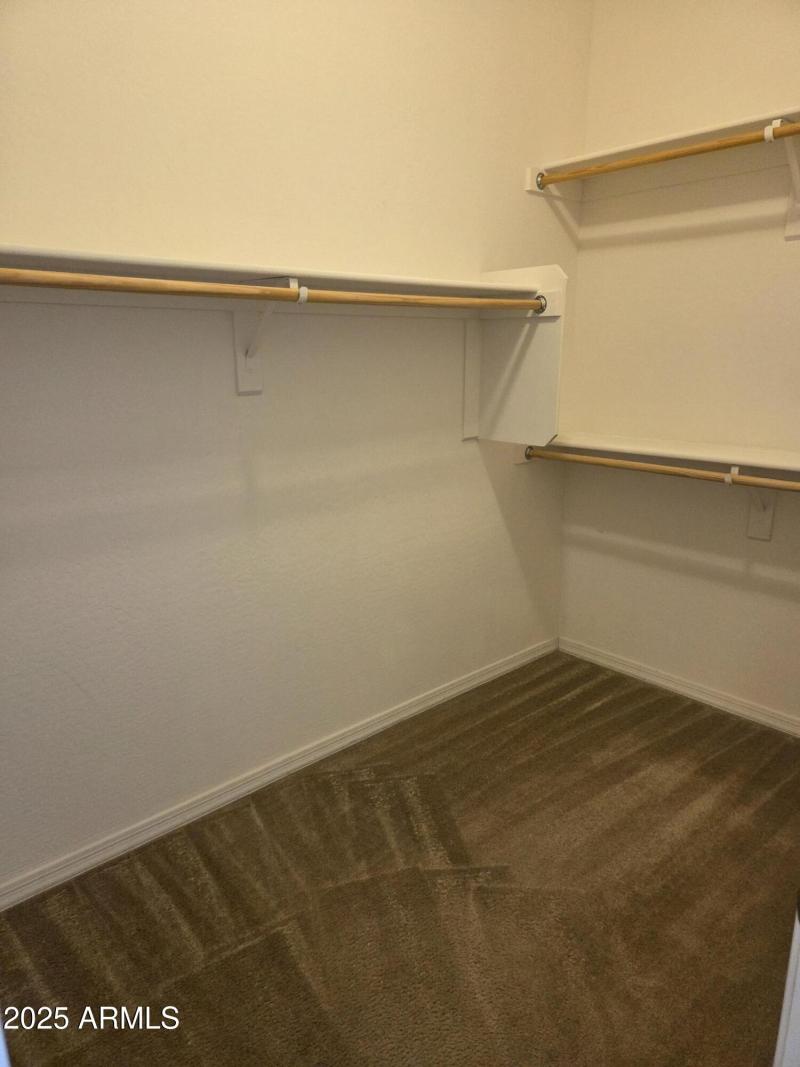 MASTER CLOSET - HERS