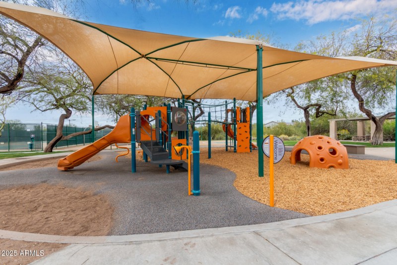105th St Play Area