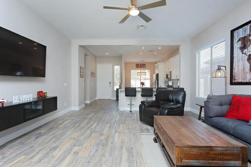 Phantom Living room 3