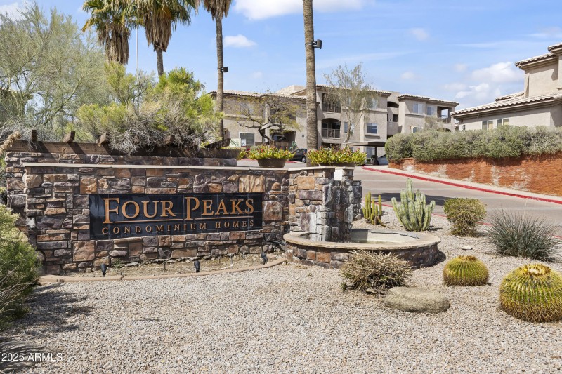 Four Peaks Condo Homes