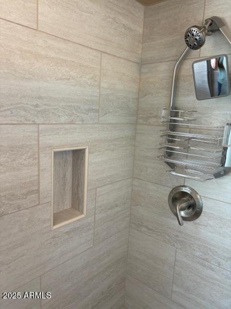 IMG_Shower Tile