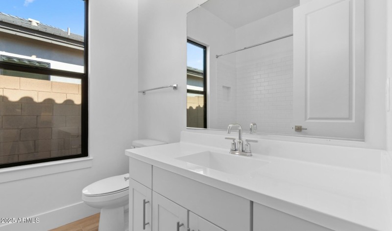 Edgewood Estates Lot #108 Hall Bath (1)