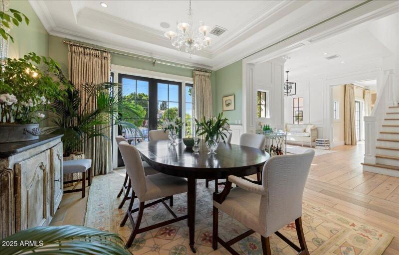 14-5446 E. Exeter Blvd 06