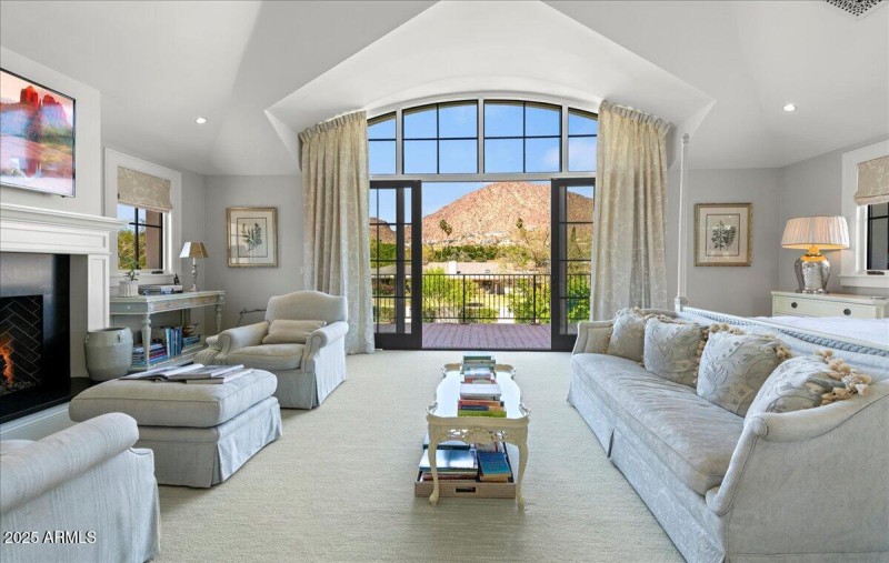 68-5446 E. Exeter Blvd 60