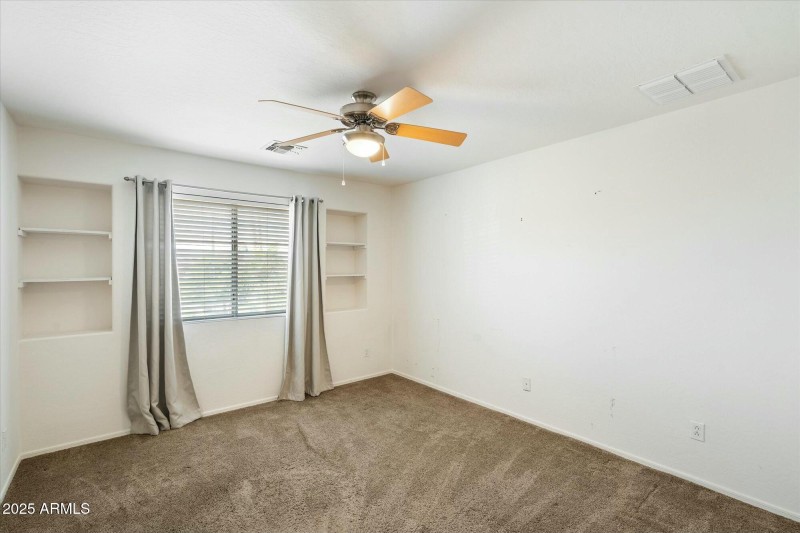 Upstairs Guest Bedroom 2