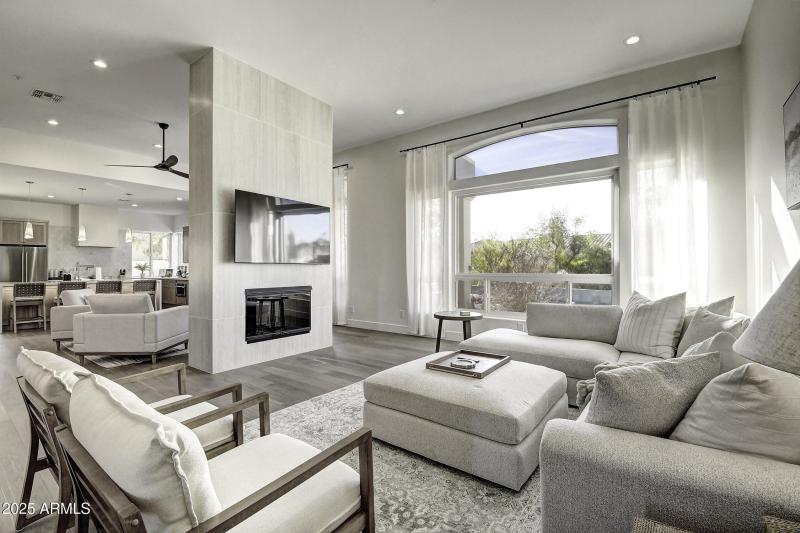 12113 E Sahuaro Dr (7)