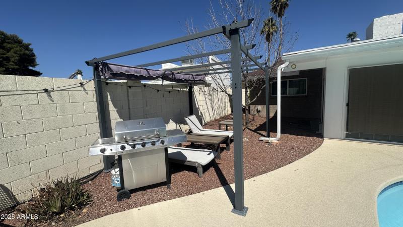 BBQ Grill & Gazebo
