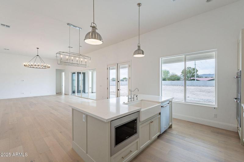 215-web-or-mls-178th-28 (2)