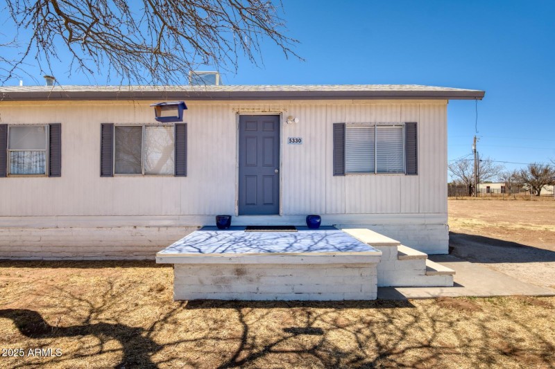 5330 South San Pedro Avenue-063029