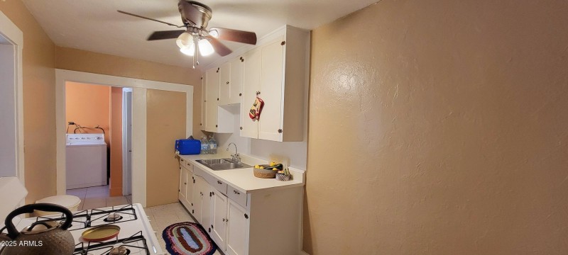 416 Tombstone Canyon