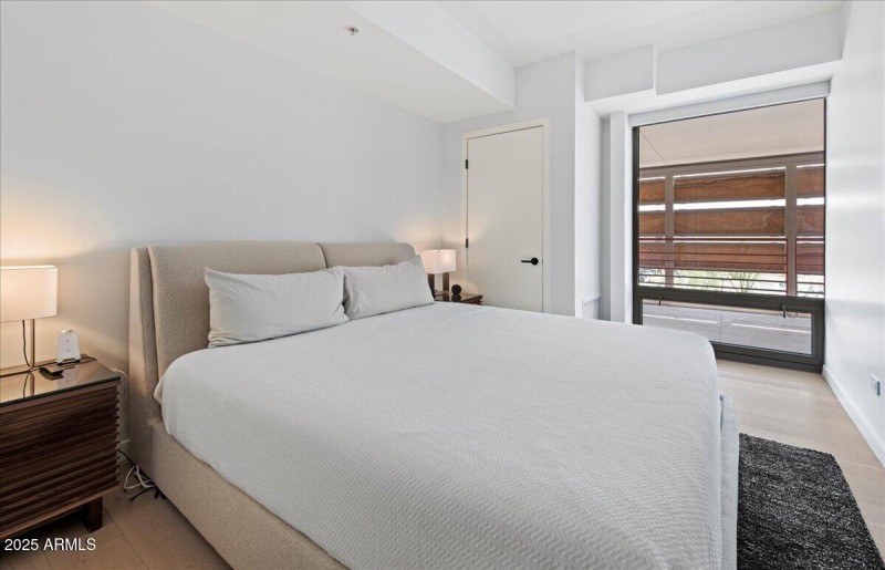 16-7157 E Rancho Vista Dr #4001 16