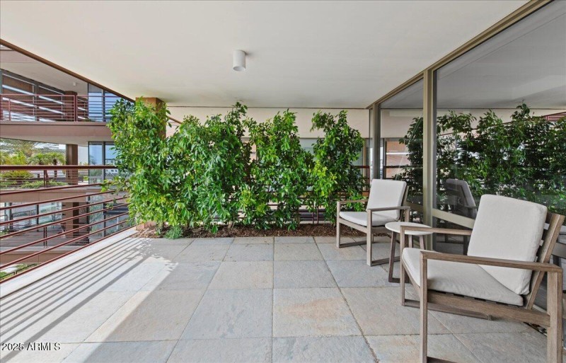 25-7157 E Rancho Vista Dr #4001 25