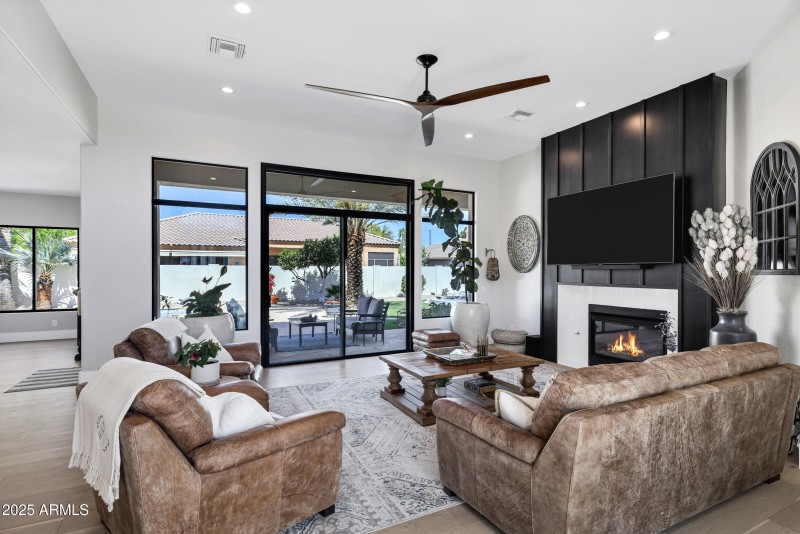 1782 W Lynx Way-6