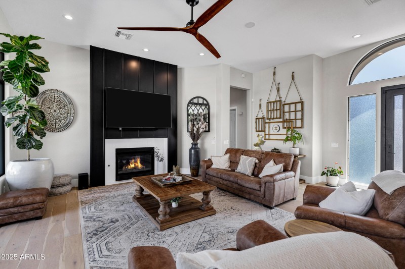 1782 W Lynx Way-9